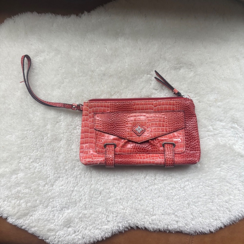 Simply Vera Vera Wang Red Crocodile Embossed Wristlet Clutch Wallet Bag